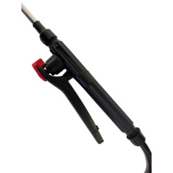 Handle and trigger with auto-spray lock